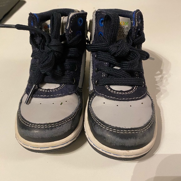 $25 Geox high top sneakers - Picture 2 of 5